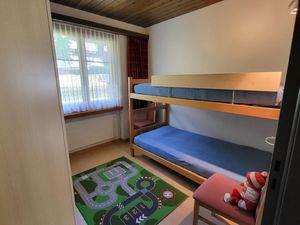 23680172-Ferienwohnung-4-Sedrun-300x225-5