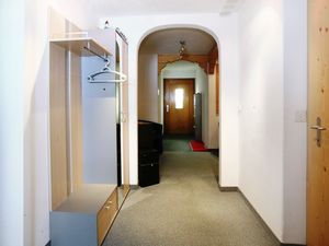 18369585-Ferienwohnung-5-Sedrun-300x225-1