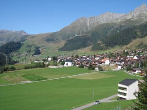 18369549-Ferienwohnung-2-Sedrun-300x225-4