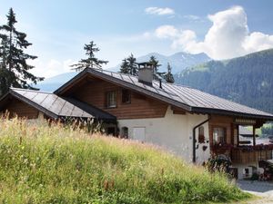 18369206-Ferienwohnung-5-Sedrun-300x225-2