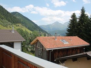 19221697-Ferienwohnung-5-Sedrun-300x225-4