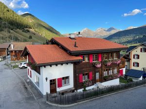 23512273-Ferienwohnung-6-Sedrun-300x225-2