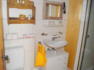 23845223-Ferienwohnung-6-Sedrun-300x225-5