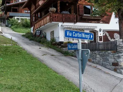 Ferienwohnung für 6 Personen in Sedrun 3/10