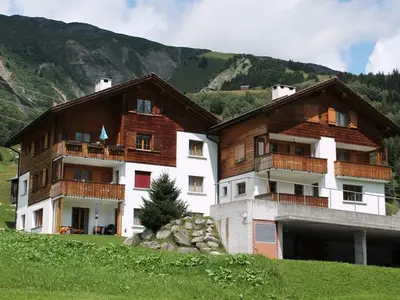 Ferienwohnung für 6 Personen in Sedrun 2/10