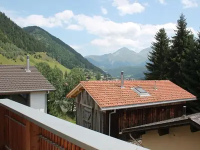 Ferienwohnung für 5 Personen in Sedrun 4/10