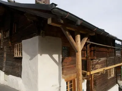 Ferienwohnung für 6 Personen in Sedrun 1/10