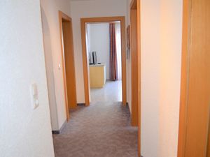 23850921-Ferienwohnung-5-See-300x225-2