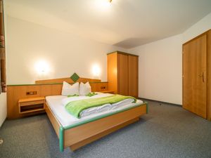 23896366-Ferienwohnung-4-See-300x225-3