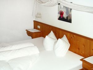 23288382-Ferienwohnung-5-See-300x225-3