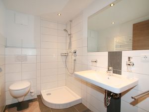 23841276-Ferienwohnung-6-See-300x225-5