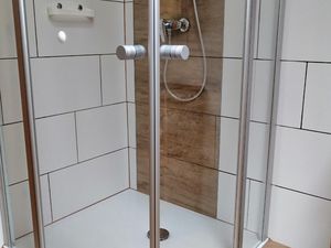 22482573-Ferienwohnung-4-Seeboden-300x225-5