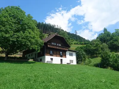 Wohnung im Grünen!