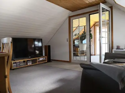 Wohnzimmer und Nebenraum