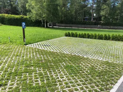 Parkplatz neu