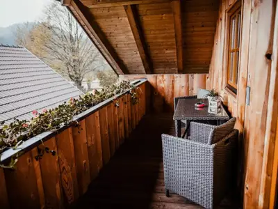 Apartment mit Balkon
