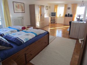 19325606-Ferienwohnung-2-Seeon-Seebruck-300x225-4