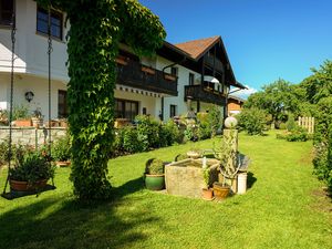 Ferienwohnung für 2 Personen (48 m²) in Seeon-Seebruck