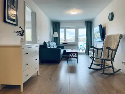 Gemütlicher Wohnbereich mit Seeblick