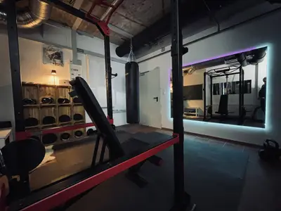 Schlechtwetter-Alternative: Sportmöglichkeit im Haus