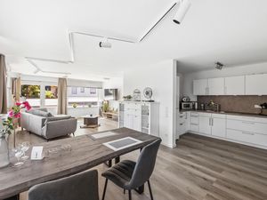 23824510-Ferienwohnung-4-Seewald-300x225-2