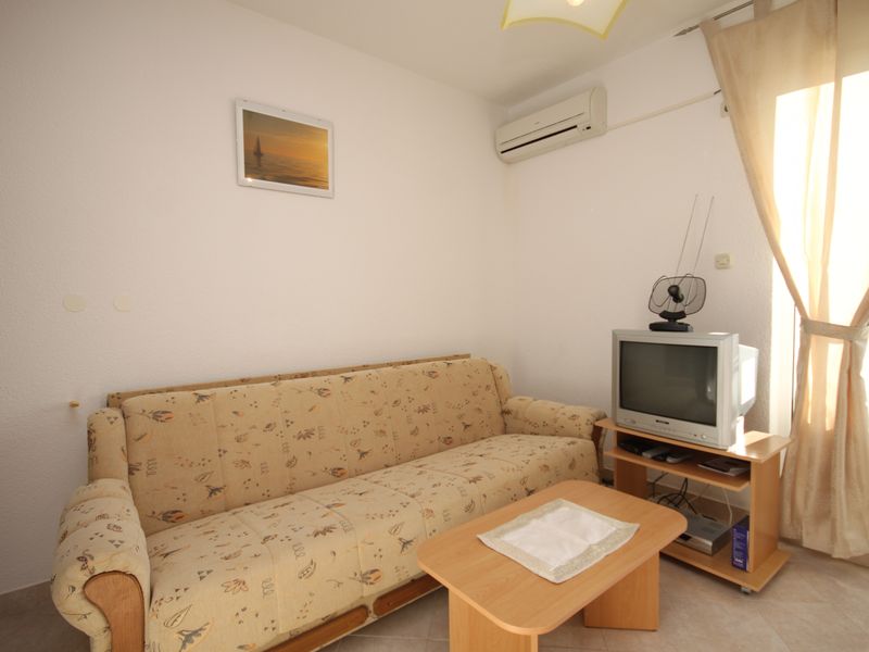 23930365-Ferienwohnung-5-Seget Donji-800x600-1