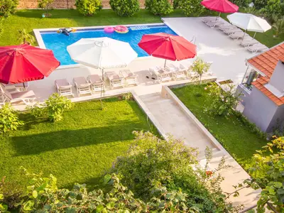 Ferienwohnung für 7 Personen (120 m²) in Seget Donji 2/10