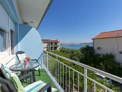 Ferienwohnung für 7 Personen (120 m²) in Seget Donji 3/10