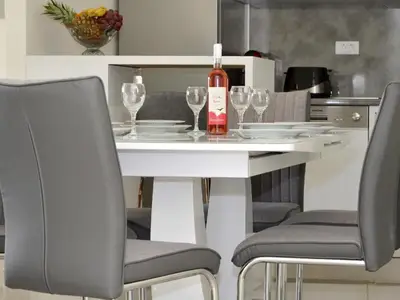 DiningRoom