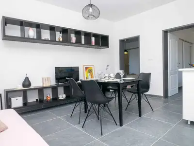 Ferienwohnung für 5 Personen (60 m²) in Seget Donji 7/10