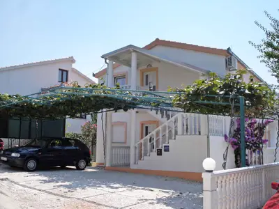 Ferienwohnung für 4 Personen (54 m²) in Seget Vranjica 1/10