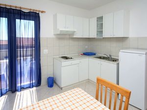 23928037-Ferienwohnung-4-Seget Vranjica-300x225-3