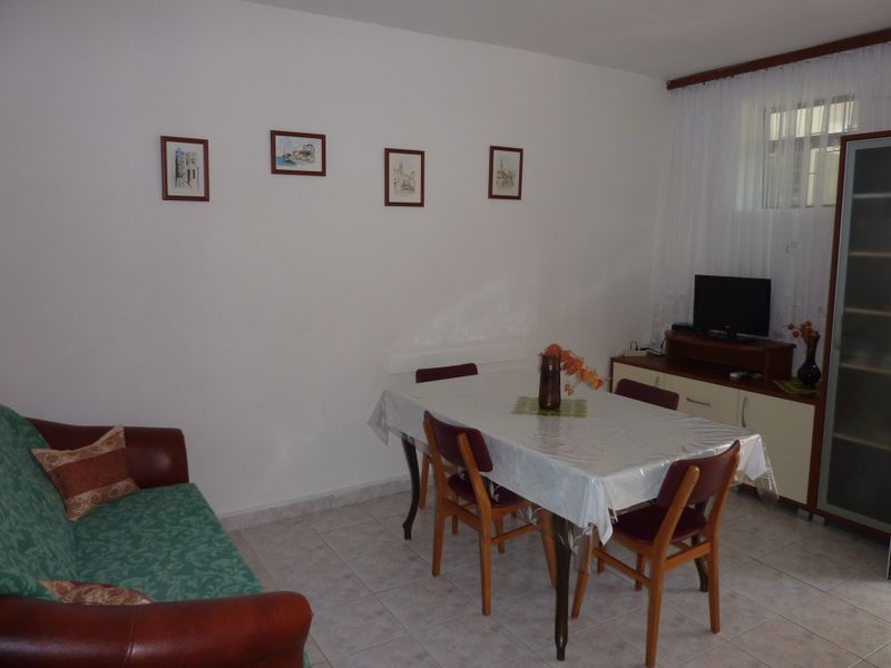 23926371-Ferienwohnung-4-Seget Vranjica-800x600-1