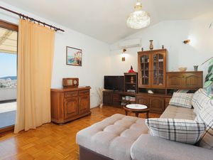 23931153-Ferienwohnung-4-Seget Vranjica-300x225-1