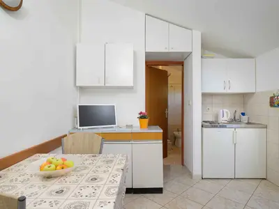 Ferienwohnung für 2 Personen (25 m²) in Šegotići 9/10