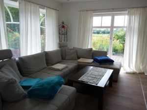 19264158-Ferienwohnung-4-Sehlen-300x225-5