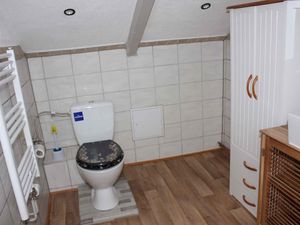 23774886-Ferienwohnung-5-Sehlen-300x225-3