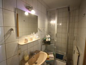 13970009-Ferienwohnung-2-Sehmatal-300x225-3