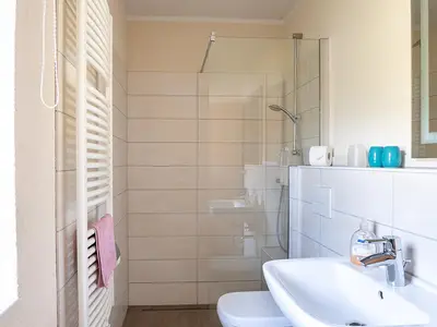 Bad_kleine_Ferienwohnung