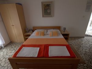 18323183-Ferienwohnung-2-Selce-300x225-5