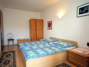 18688252-Ferienwohnung-5-Selce-300x225-5