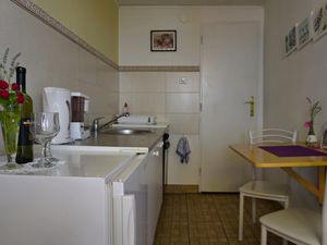 24013330-Ferienwohnung-3-Selce-300x225-3