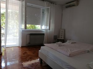 18951358-Ferienwohnung-4-Selce-300x225-3