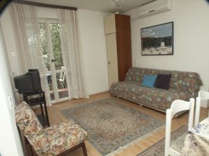 18322056-Ferienwohnung-3-Selce-300x225-1