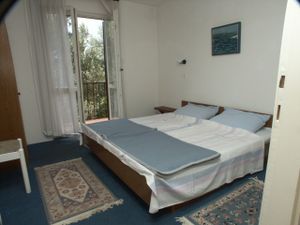 18322056-Ferienwohnung-3-Selce-300x225-3