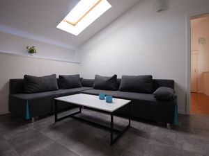 24021419-Ferienwohnung-4-Selce-300x225-2