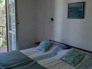 24058799-Ferienwohnung-3-Selce-300x225-1