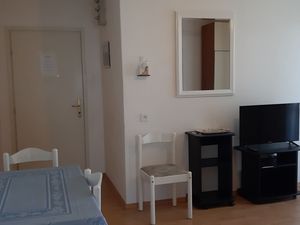 24058799-Ferienwohnung-3-Selce-300x225-5