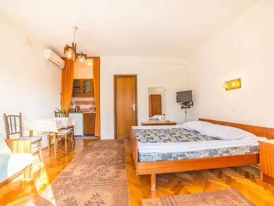 Ferienwohnung für 3 Personen (23 m²) in Selce 8/10