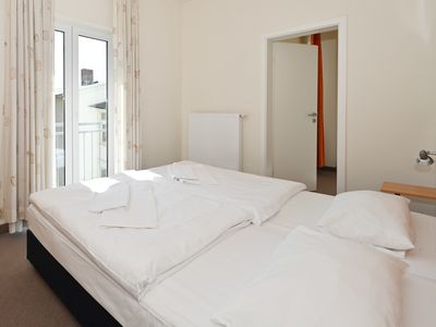 Ferienwohnung für 6 Personen (64 m²) in Sellin (Ostseebad) 3/10